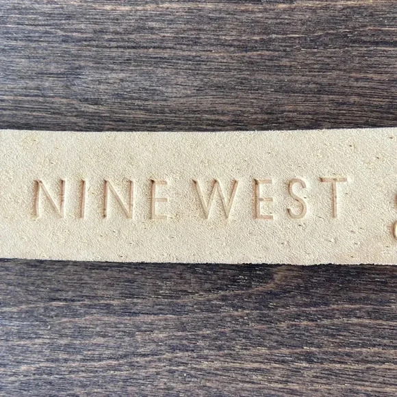 Nine West| Black Leather  Belt - Picture 3 of 6